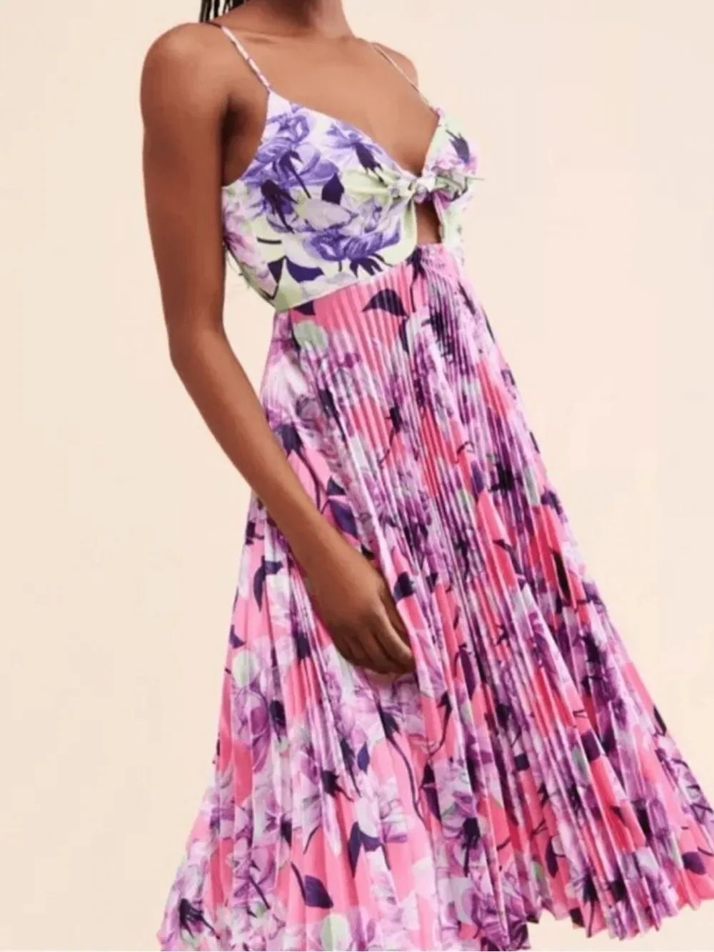 Anthropologie x Delfi Quinn Pleated Dress
LL12